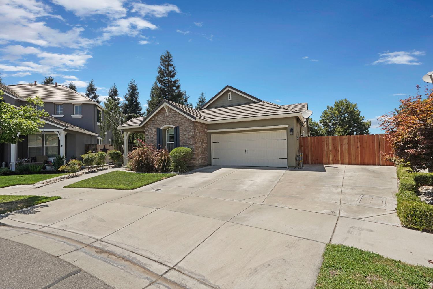 312 Rivergate Drive