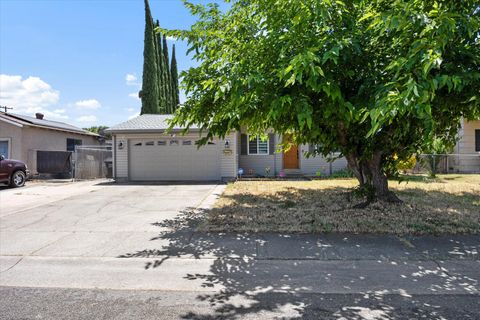 1012 Arrowhead Avenue Rio Linda CA 95673