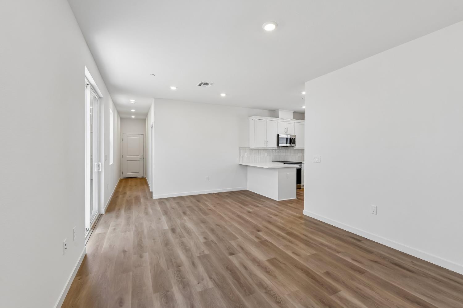 6425 Ventris Walk