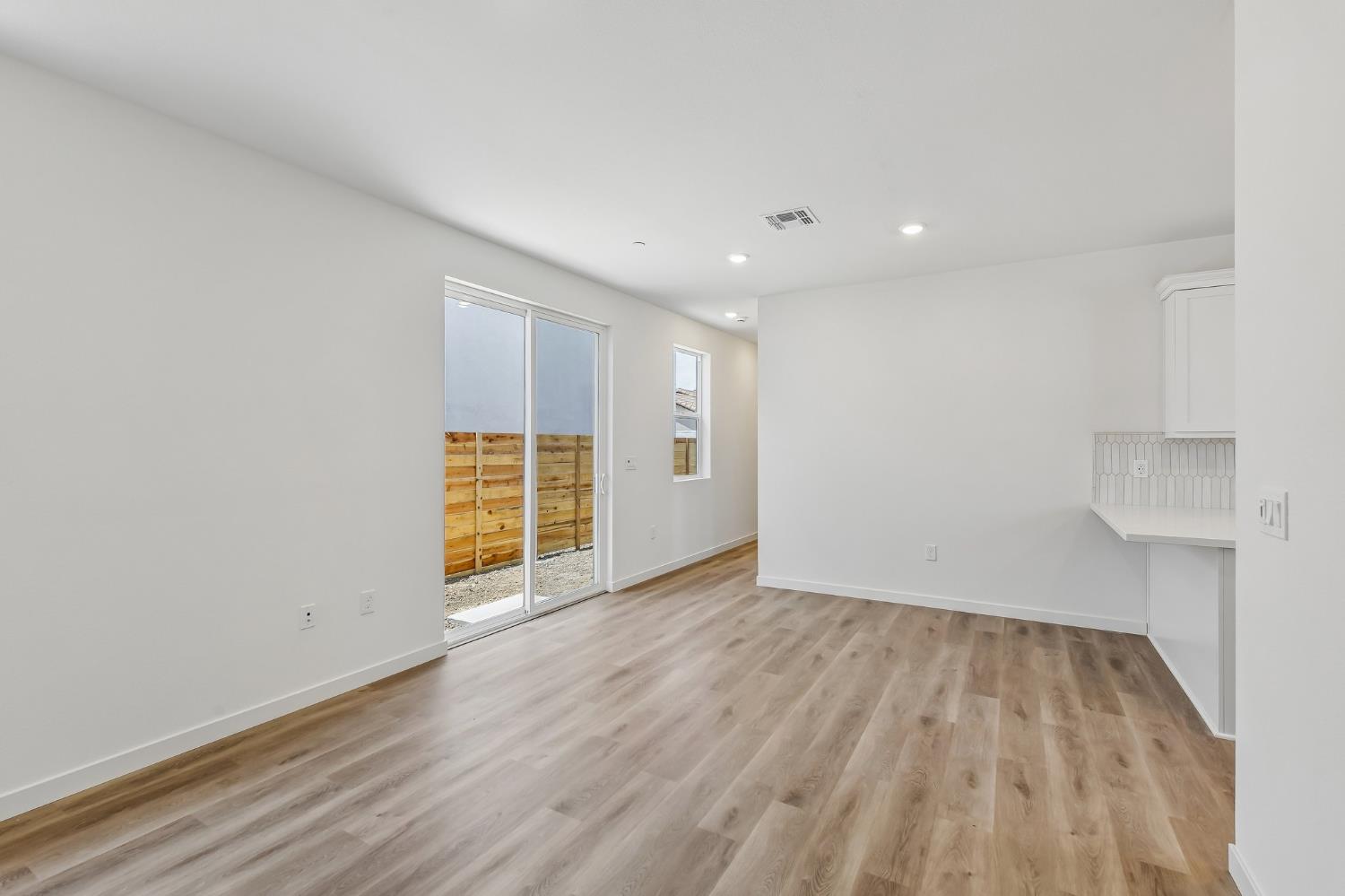 6425 Ventris Walk