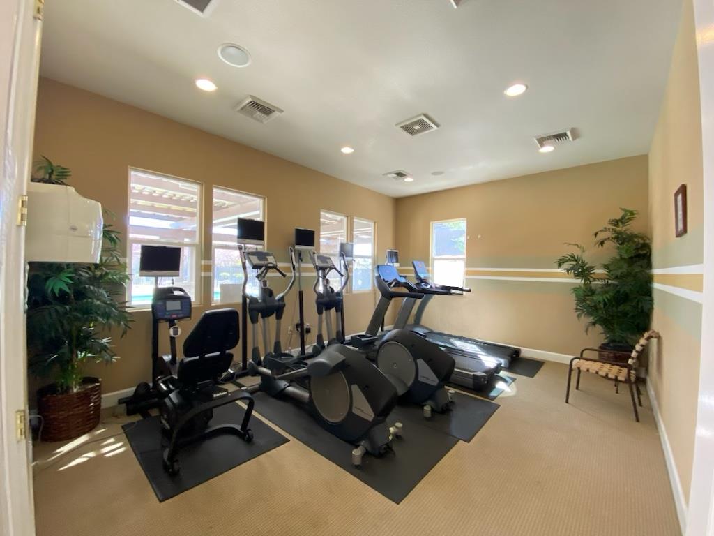 Sacramento, California 95823, United States, 2 Bedrooms Bedrooms, ,2 BathroomsBathrooms,Residential,Active,170407