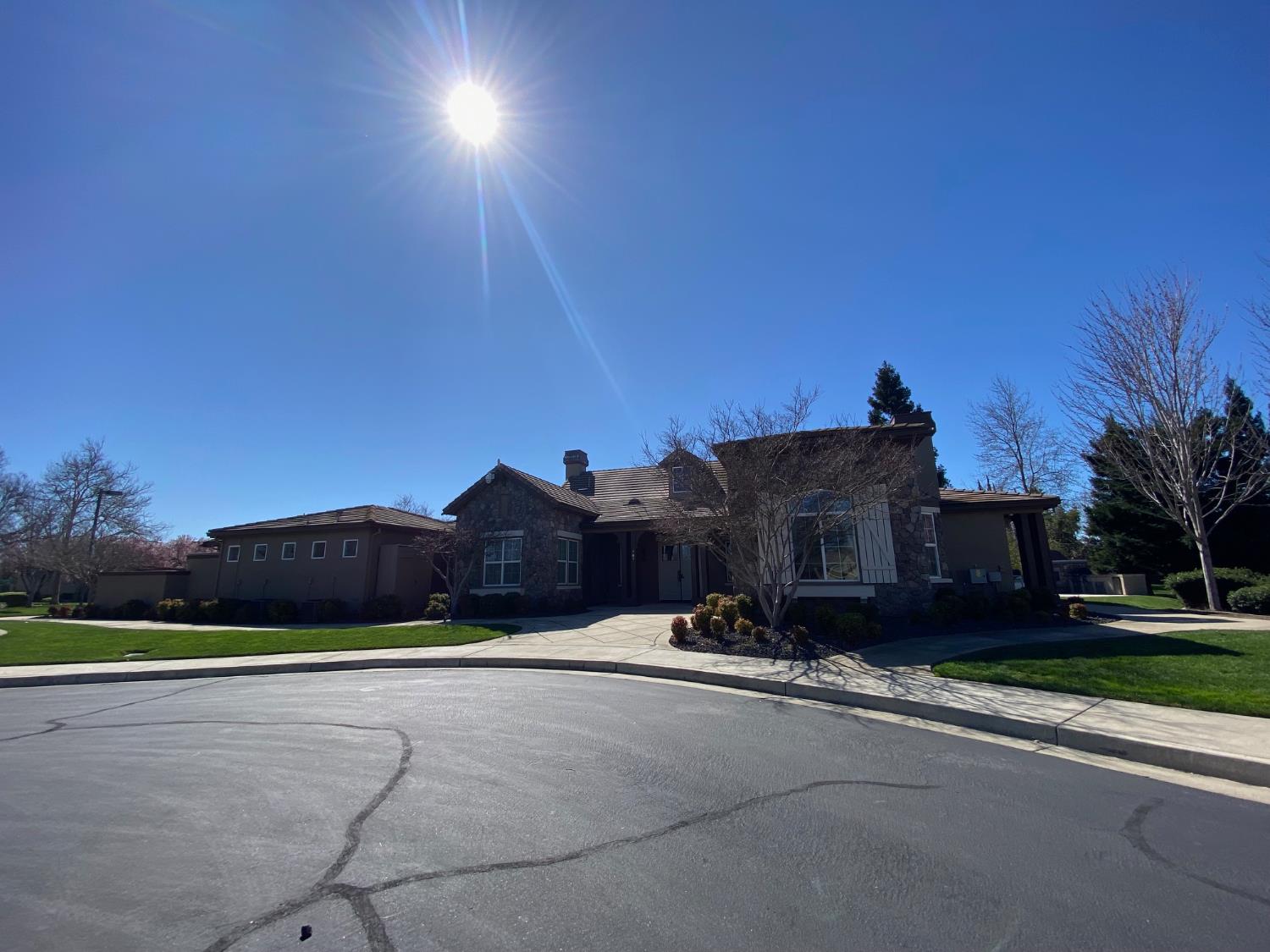 Sacramento, California 95823, United States, 2 Bedrooms Bedrooms, ,2 BathroomsBathrooms,Residential,Active,170407