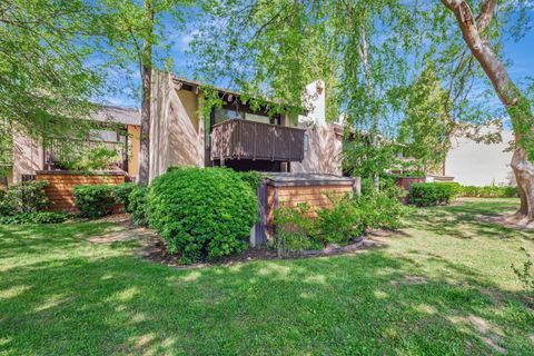 702 Woodside Lane 8 Sacramento CA 95825