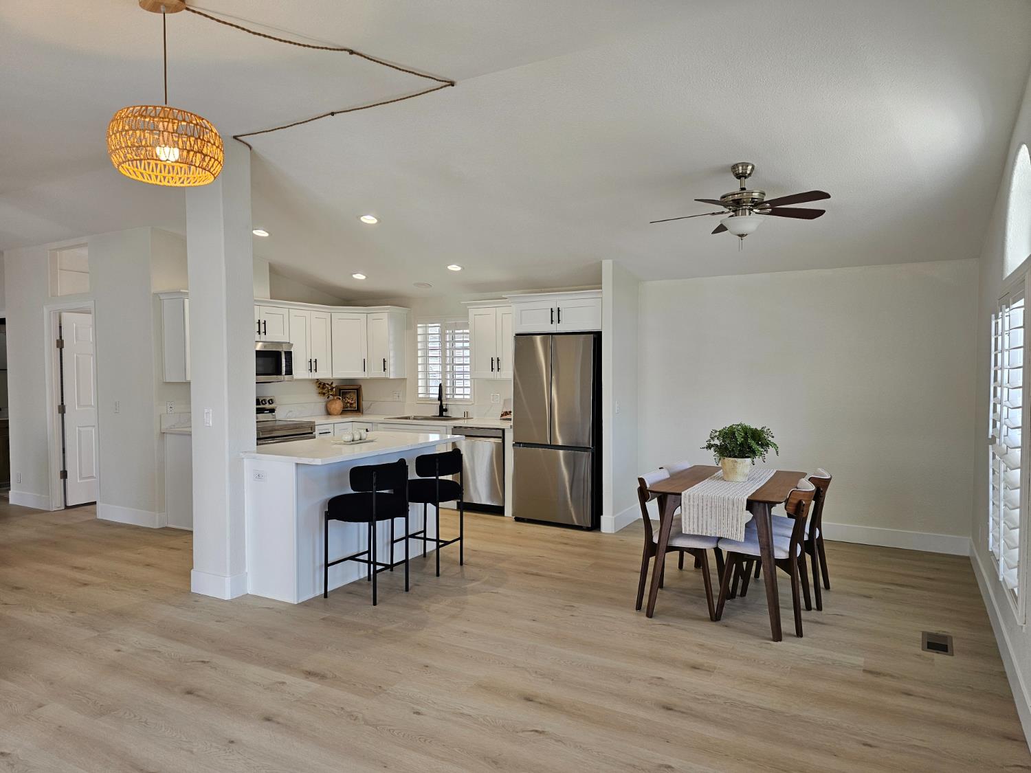 4215 Floral Drive 59