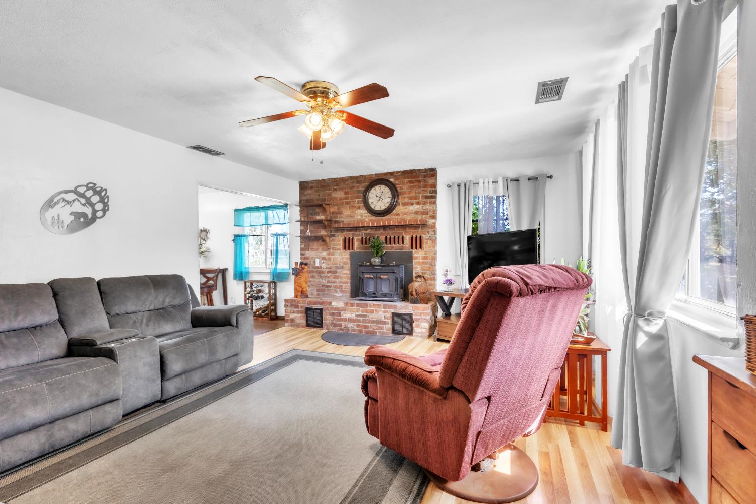 6515 W 4th Street