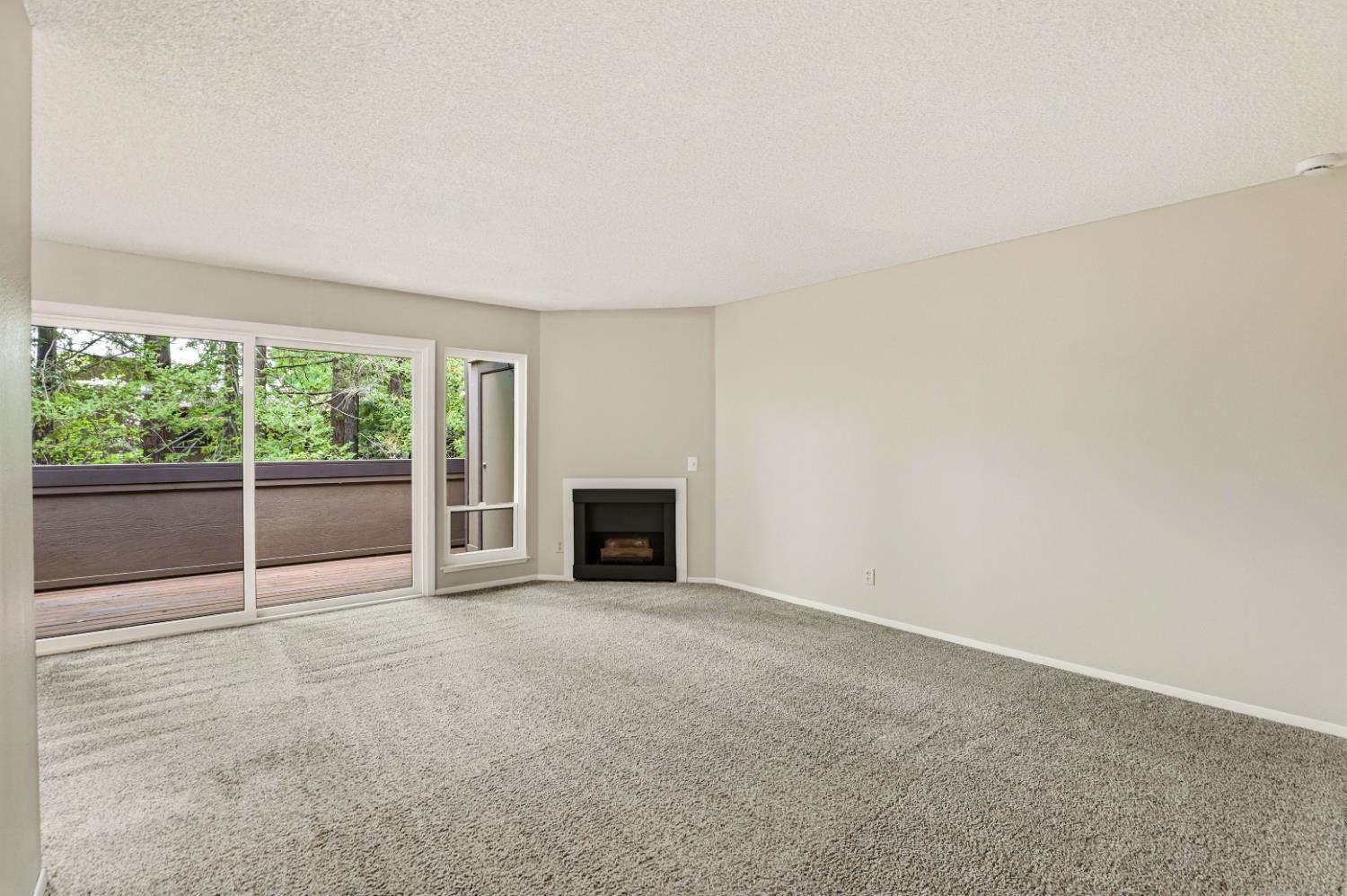 2430 Larkspur Lane 280