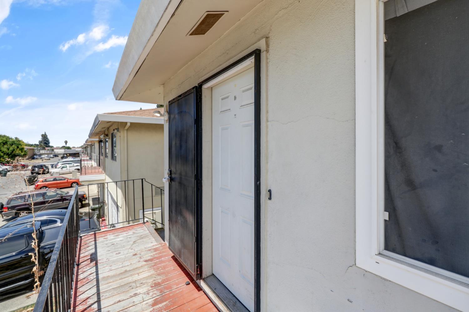 7384 Franklin Boulevard 4