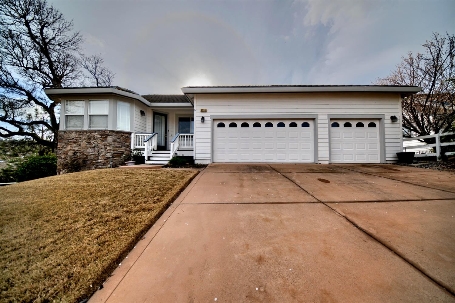 6250 Bluff View Road