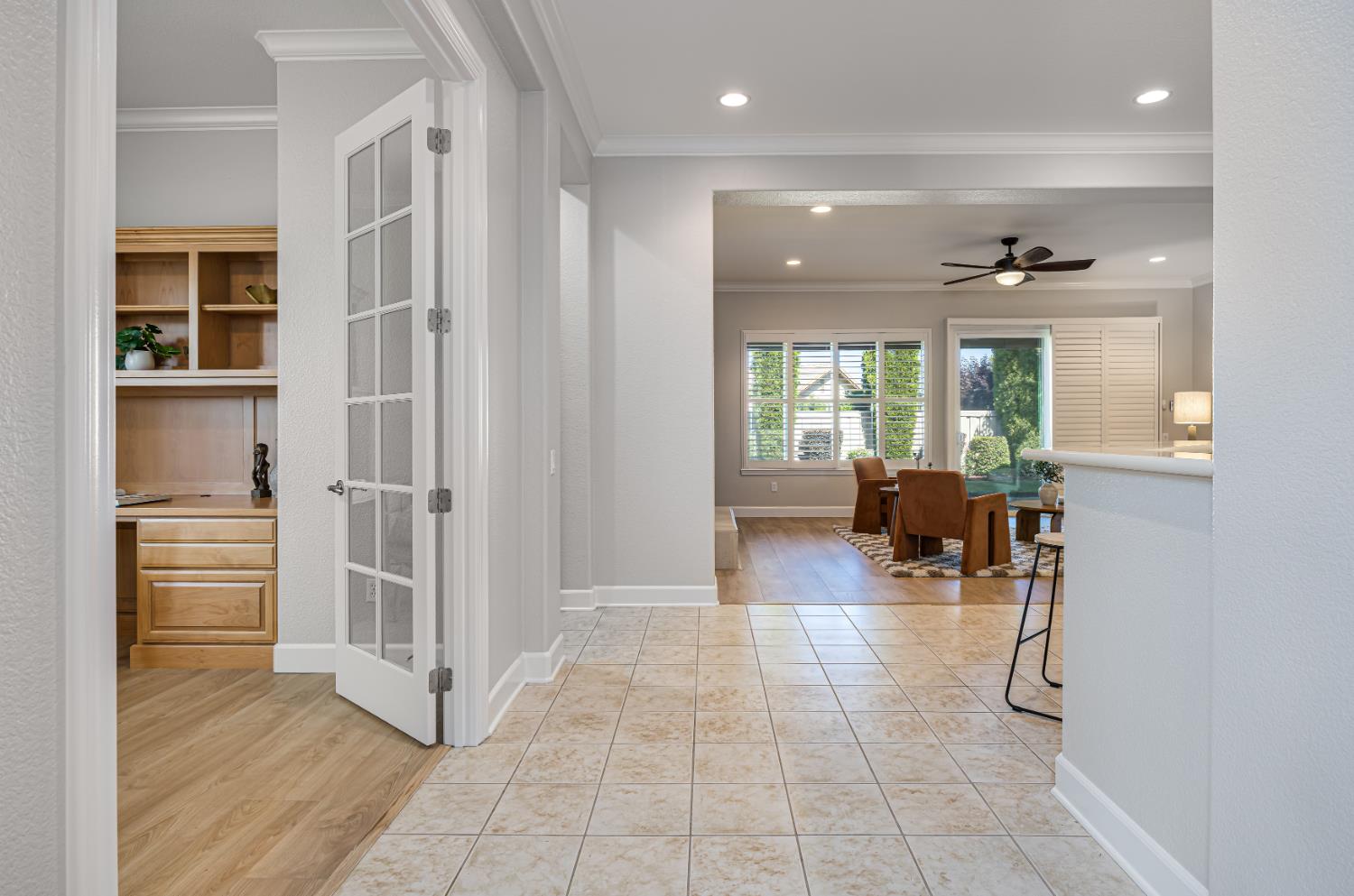 2695 Kingfisher Lane
