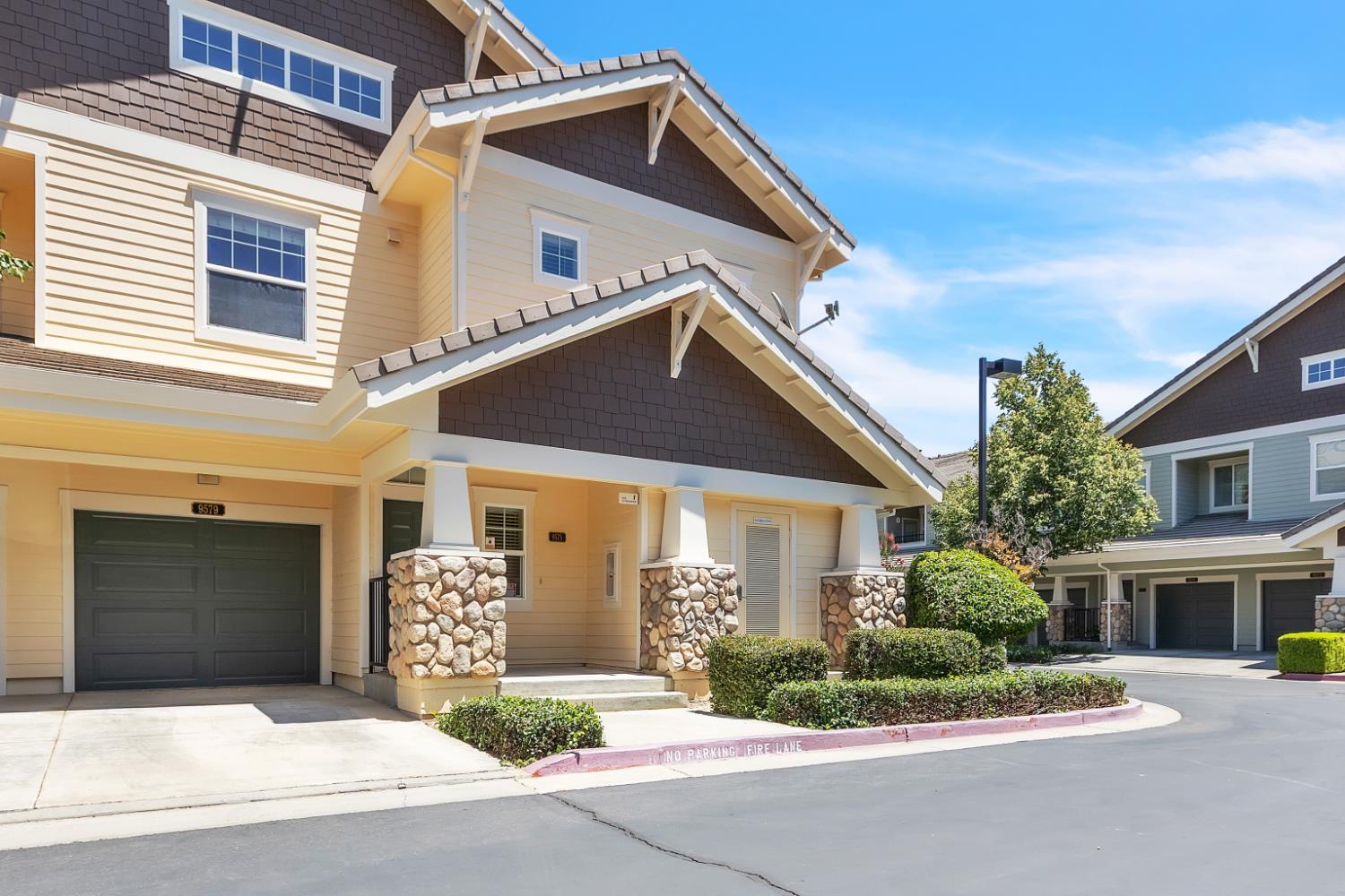 9575 Coney Island Cir