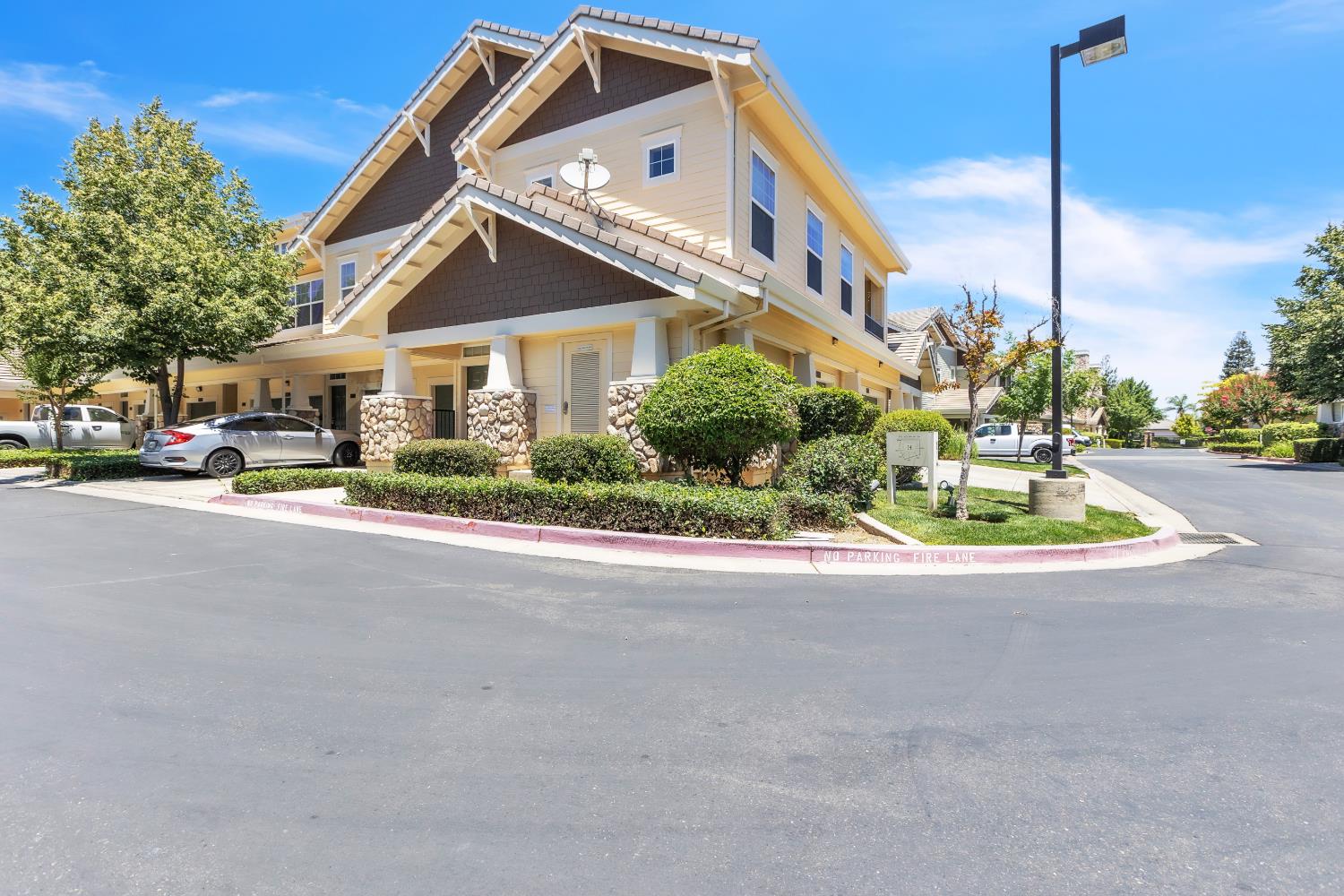 9575 Coney Island Cir