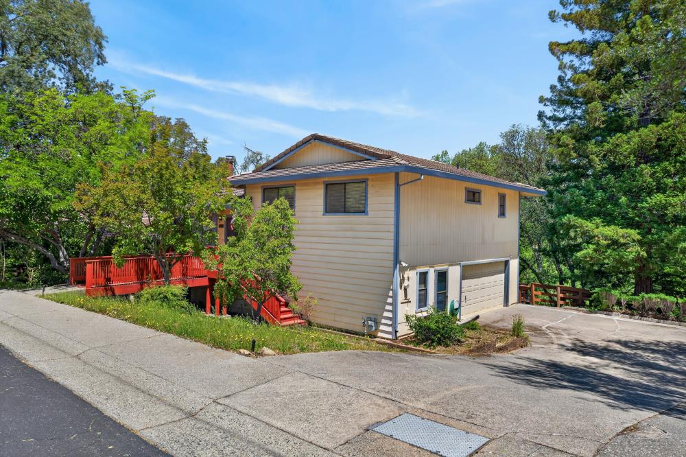 4090 River Woods Drive