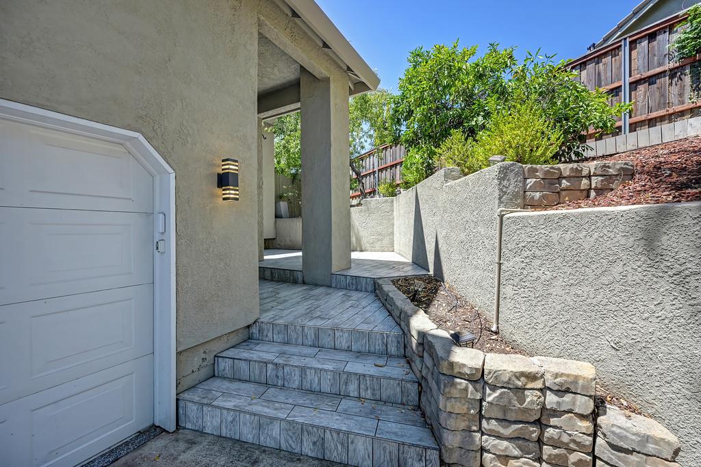 1050 Fox Run Court