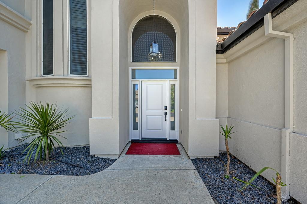 2110 Blackheath Lane