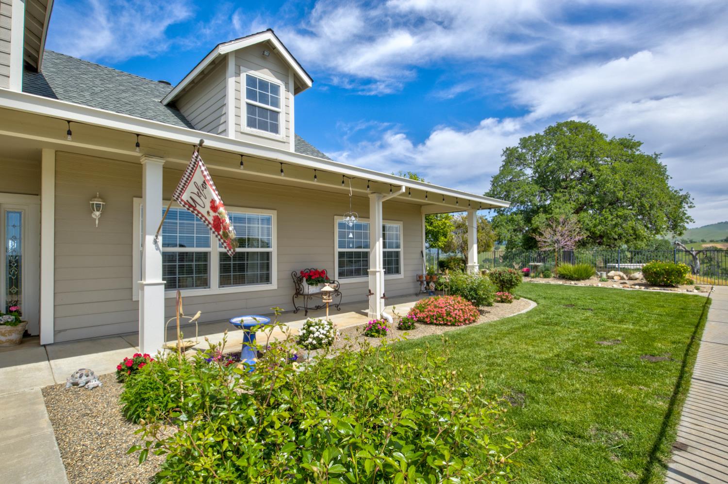 1985 White Rock Road