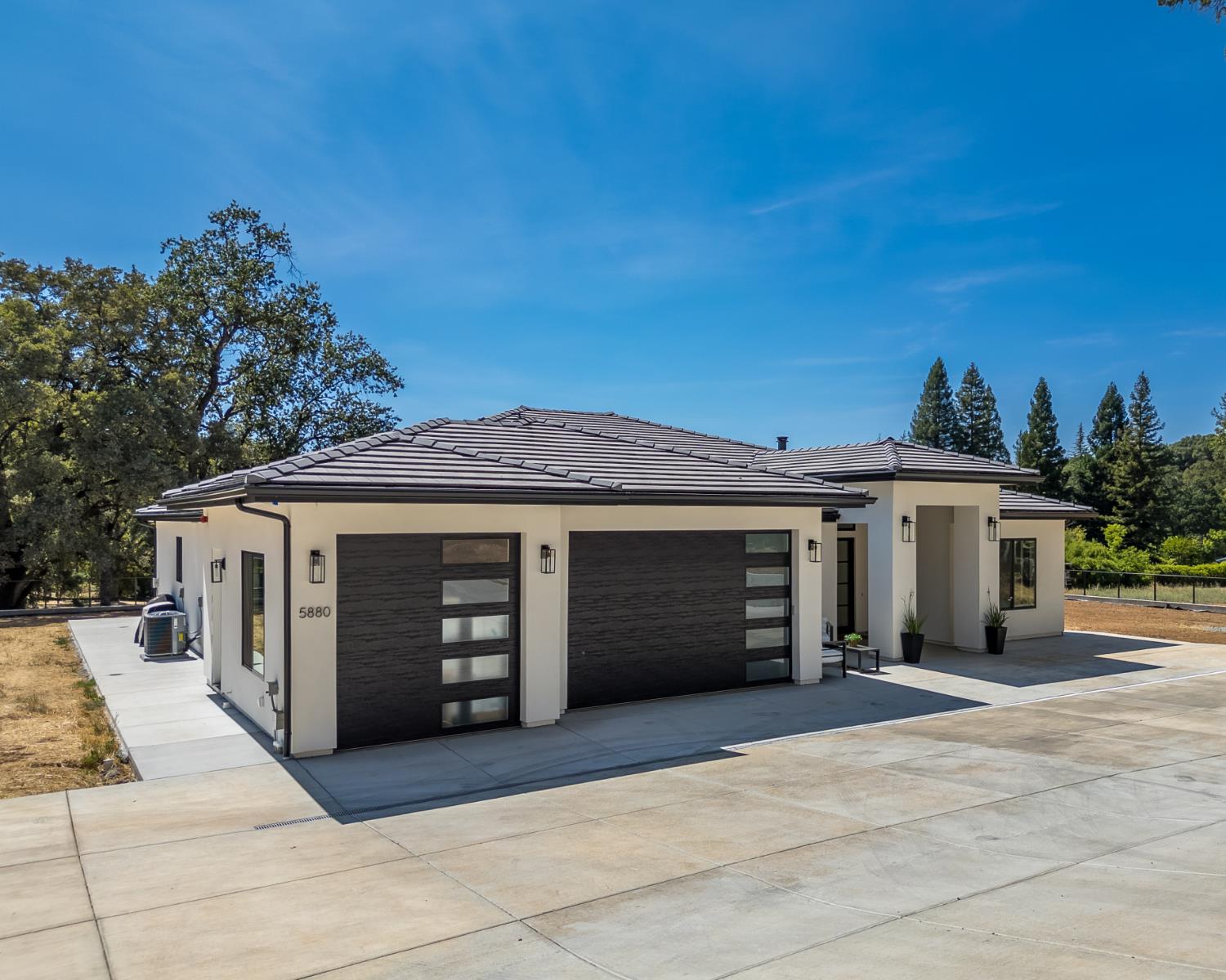 5880 Stanley Drive