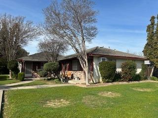 1919 W Mendocino Avenue