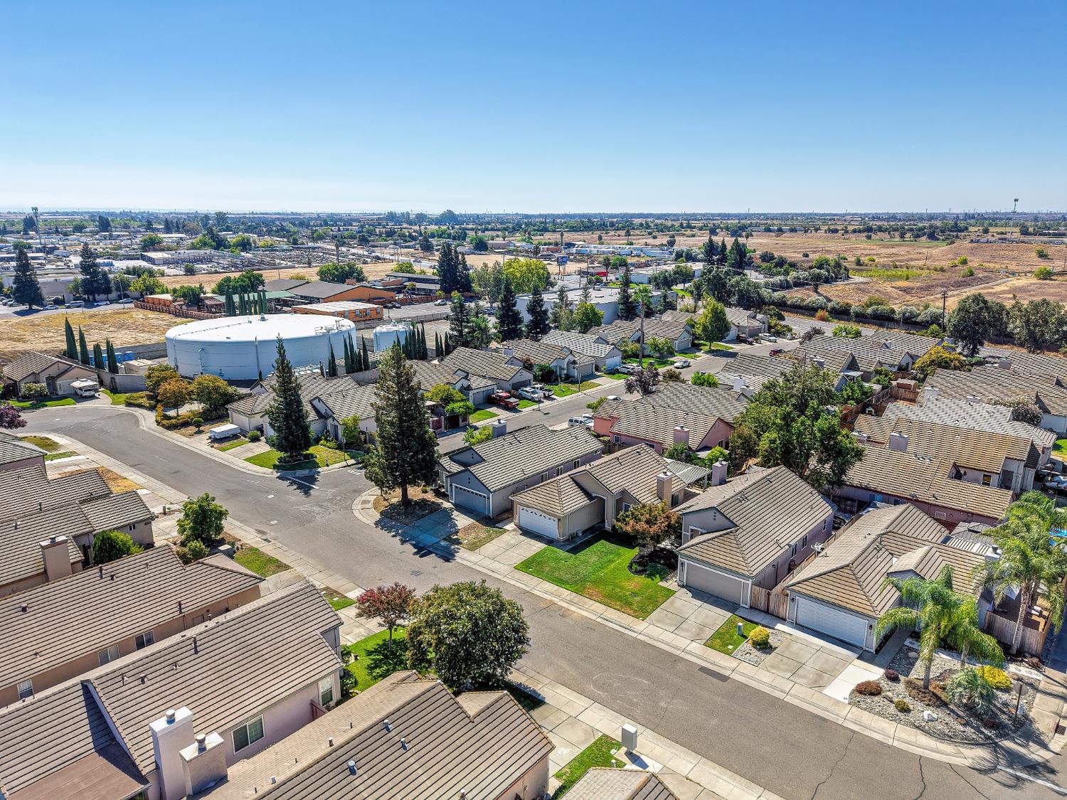 9158 Rose Parade Way