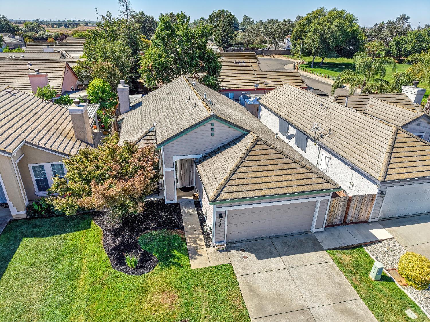 9158 Rose Parade Way