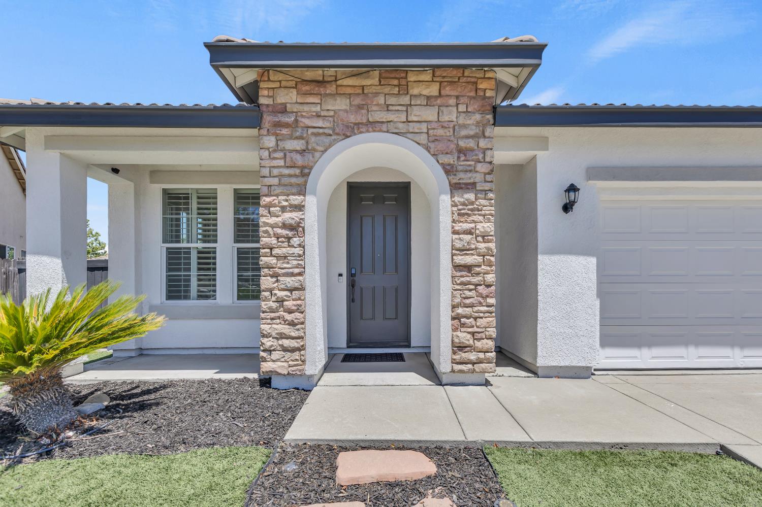 5856 Amnest Way