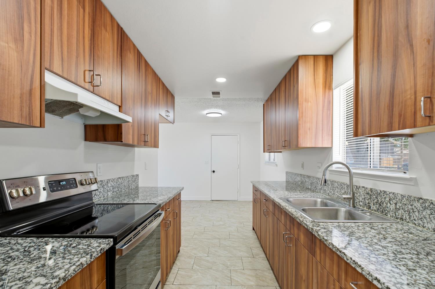 1205 I Street