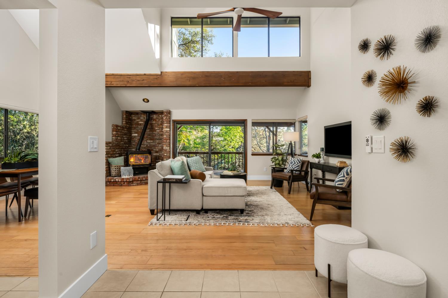 10950 Oak View Terrace