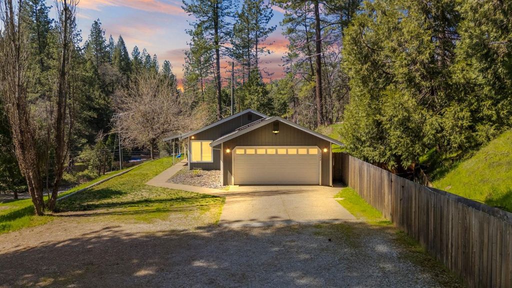 Photo of 4842 Northern Lights Road, Placerville, CA 95667 (MLS # 226006945)
