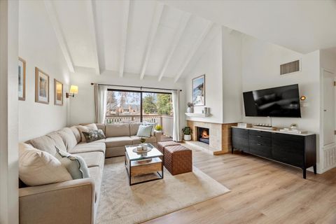 524 Woodside Oaks 8 Sacramento CA 95825