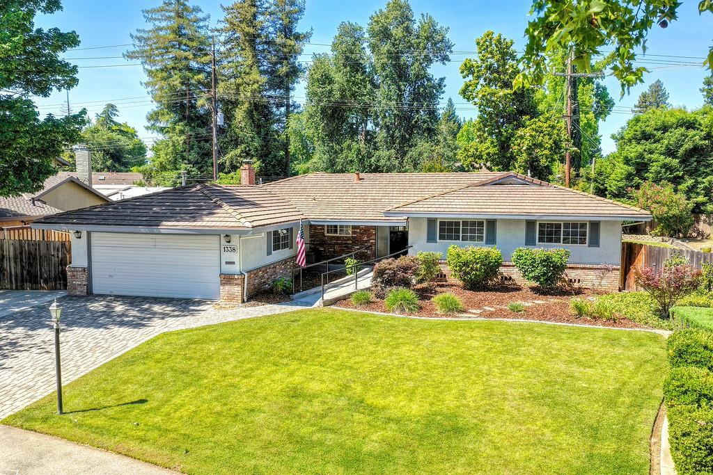 1338 Meredith Way
