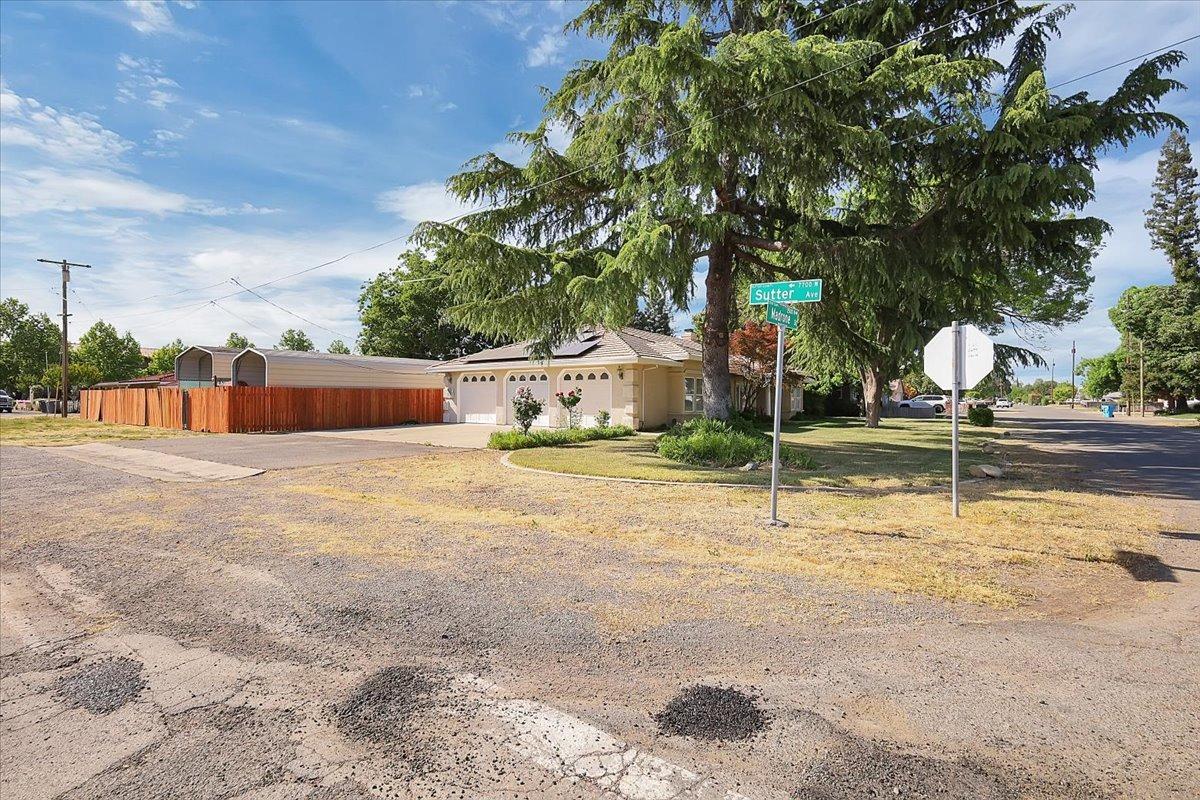 2508 Madrone Street
