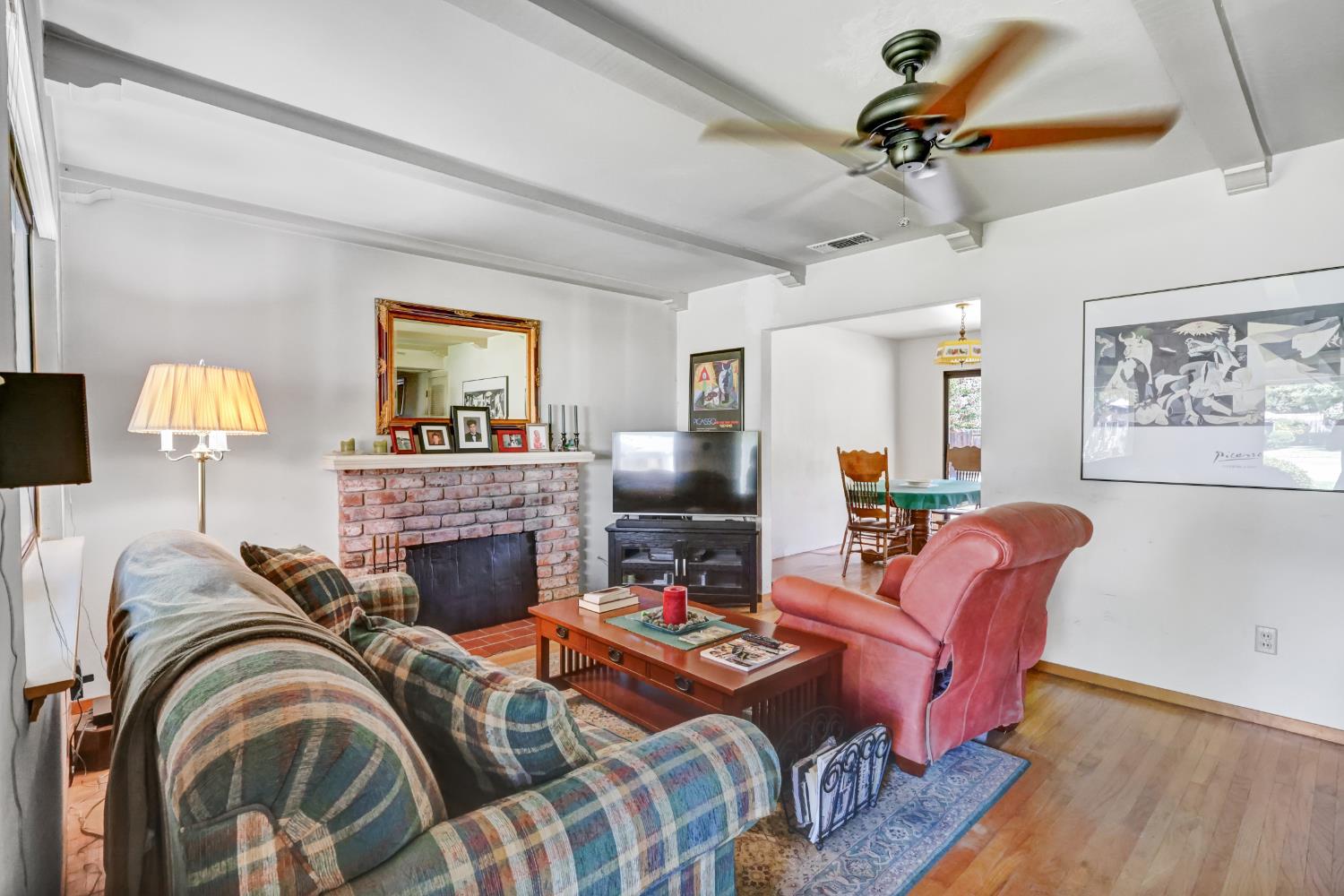 8642 Everglade Drive