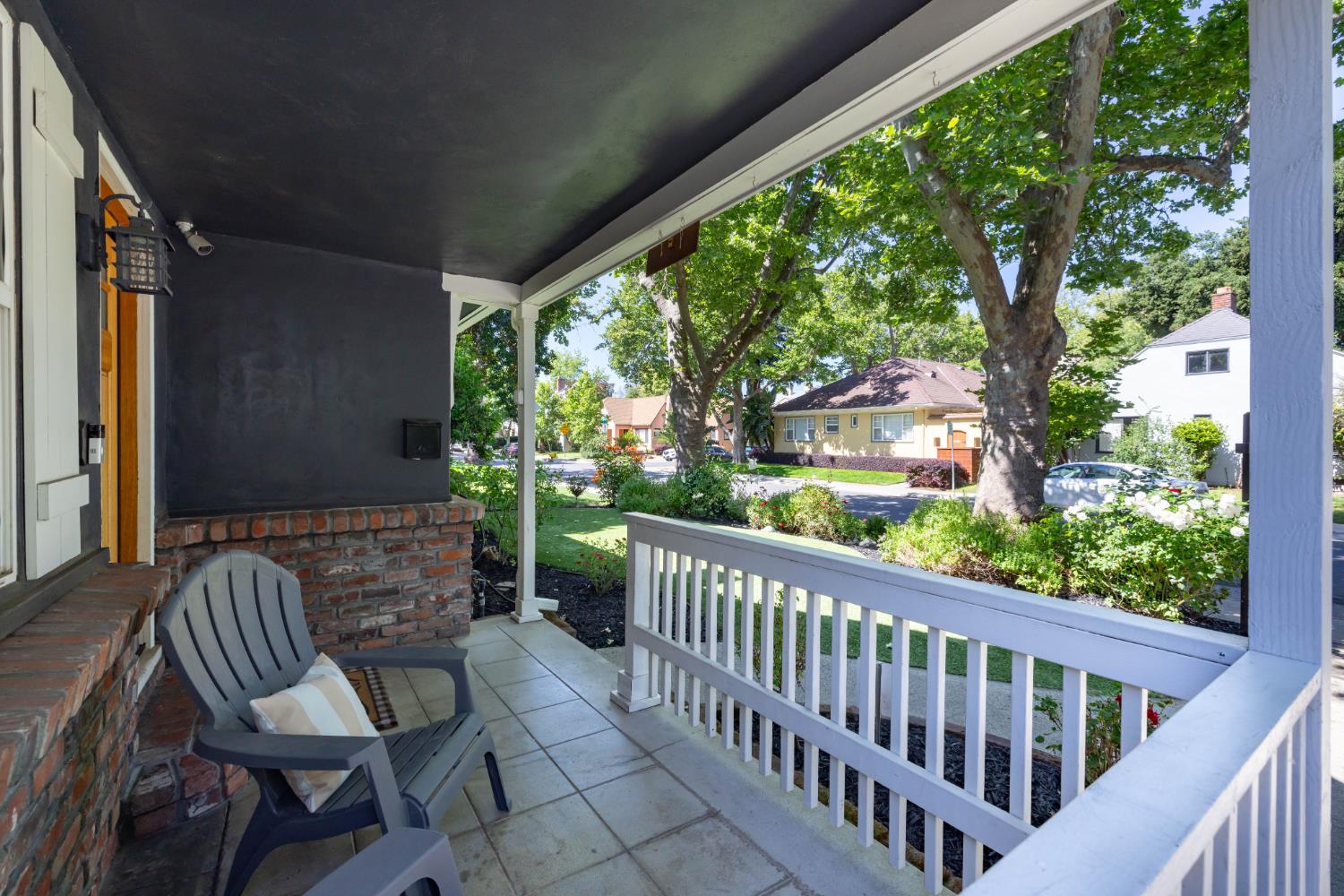 855 35th Street