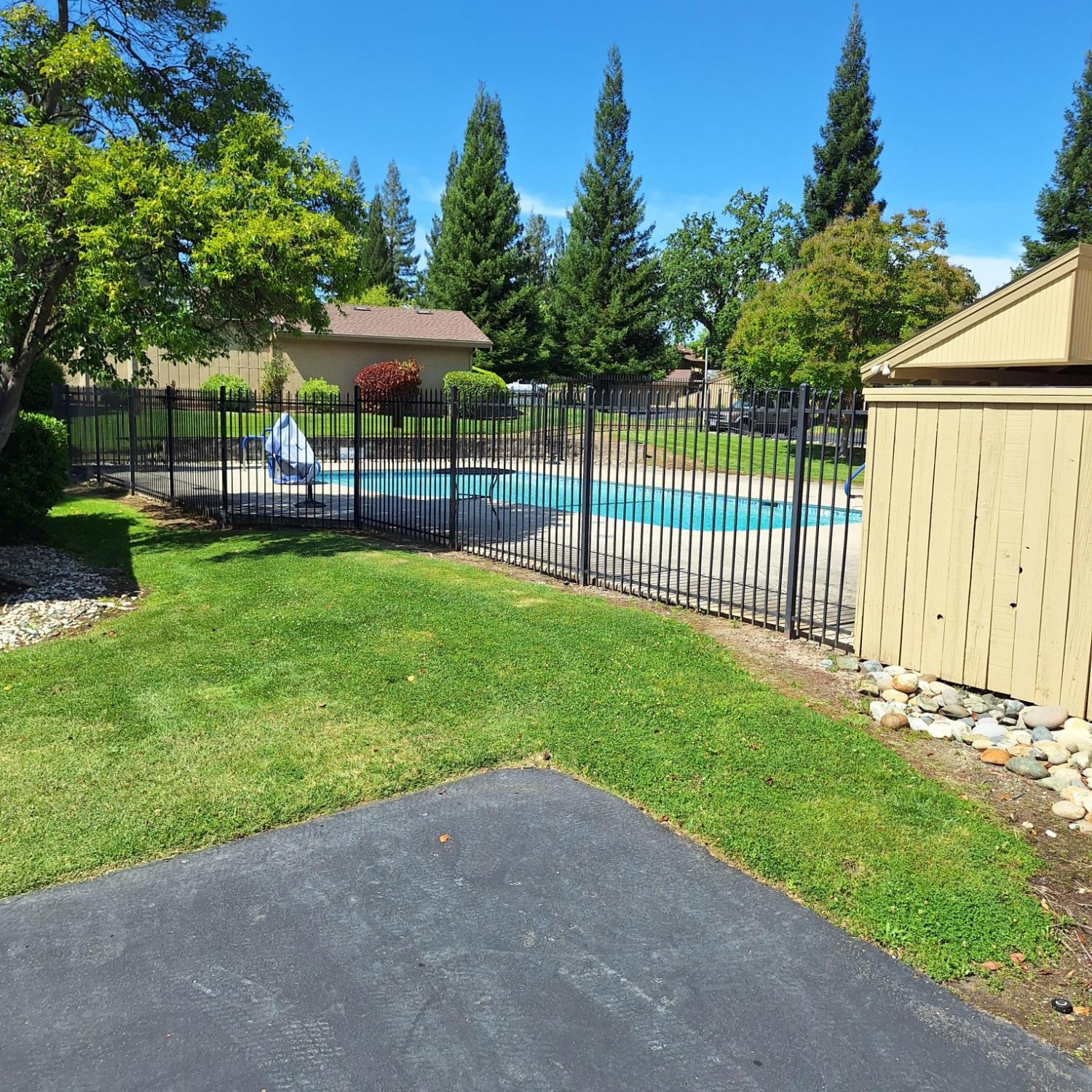 5080 Village Oaks Drive