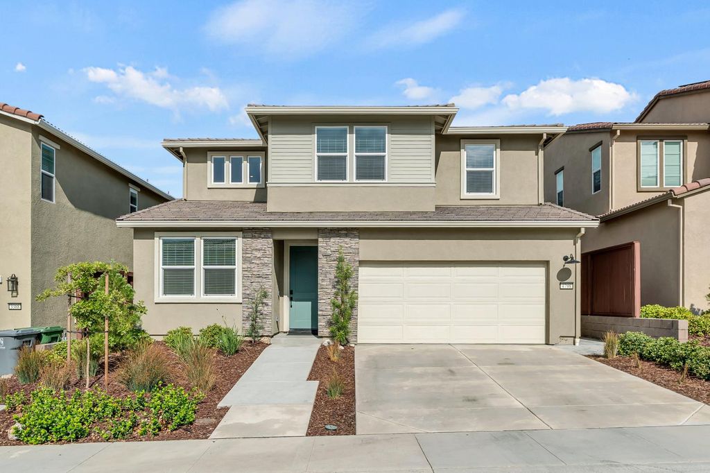 Photo of 4798 Tilly Drive, Folsom, CA 95630 (MLS # 225125355)