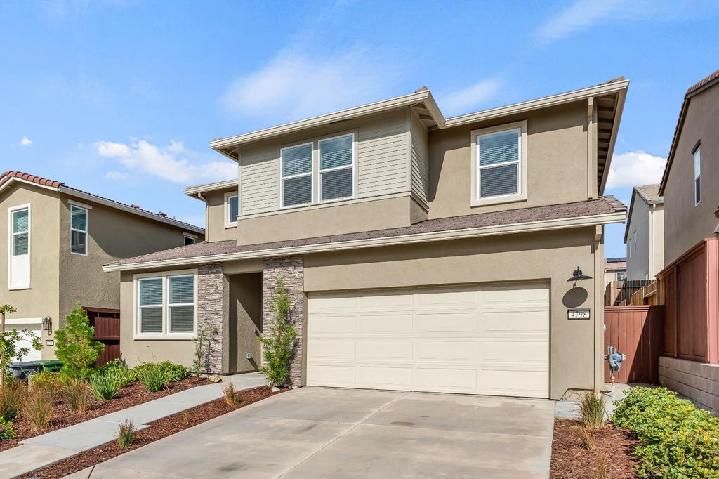 Photo of 4798 Tilly Drive, Folsom, CA 95630 (MLS # 225125355)