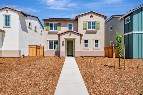 756 Whitewater Court West Sacramento CA 95605