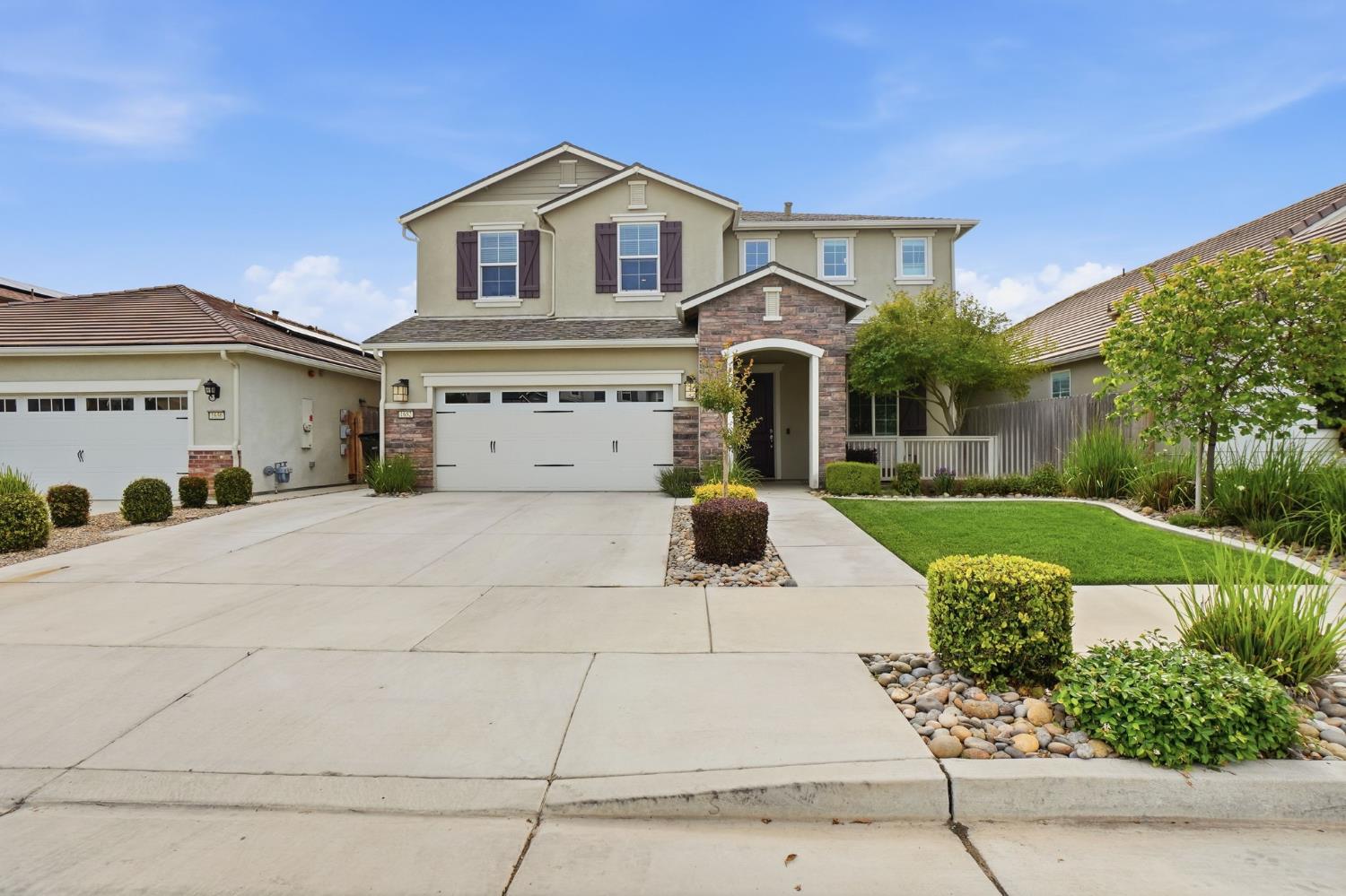 1652 Cady Lane