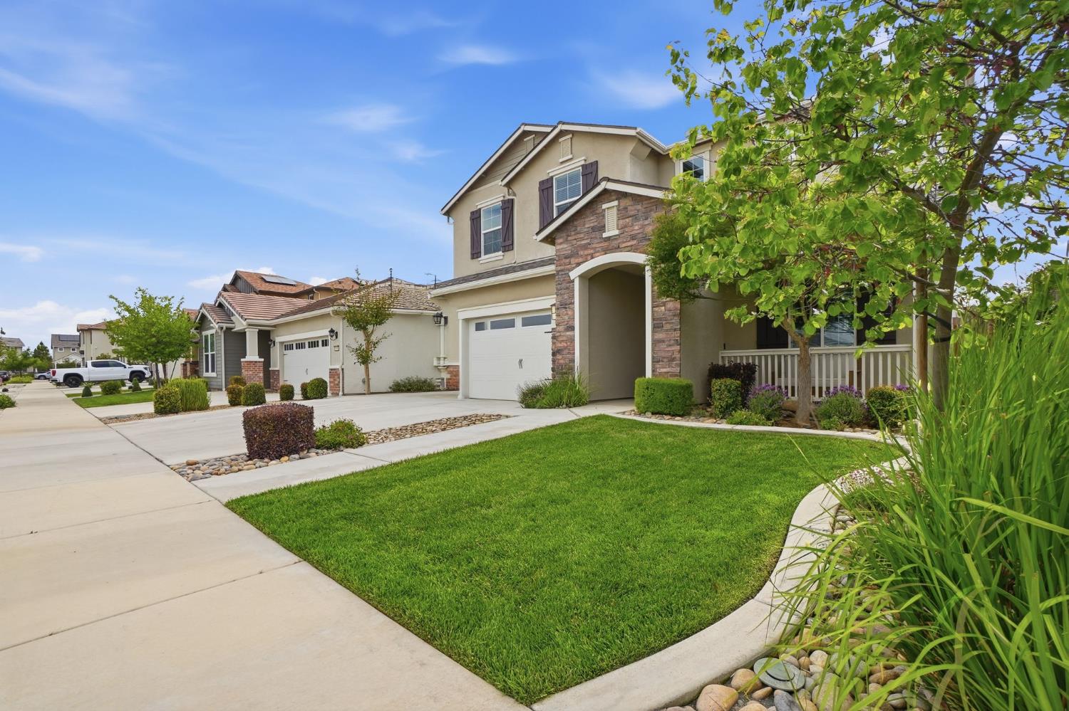 1652 Cady Lane