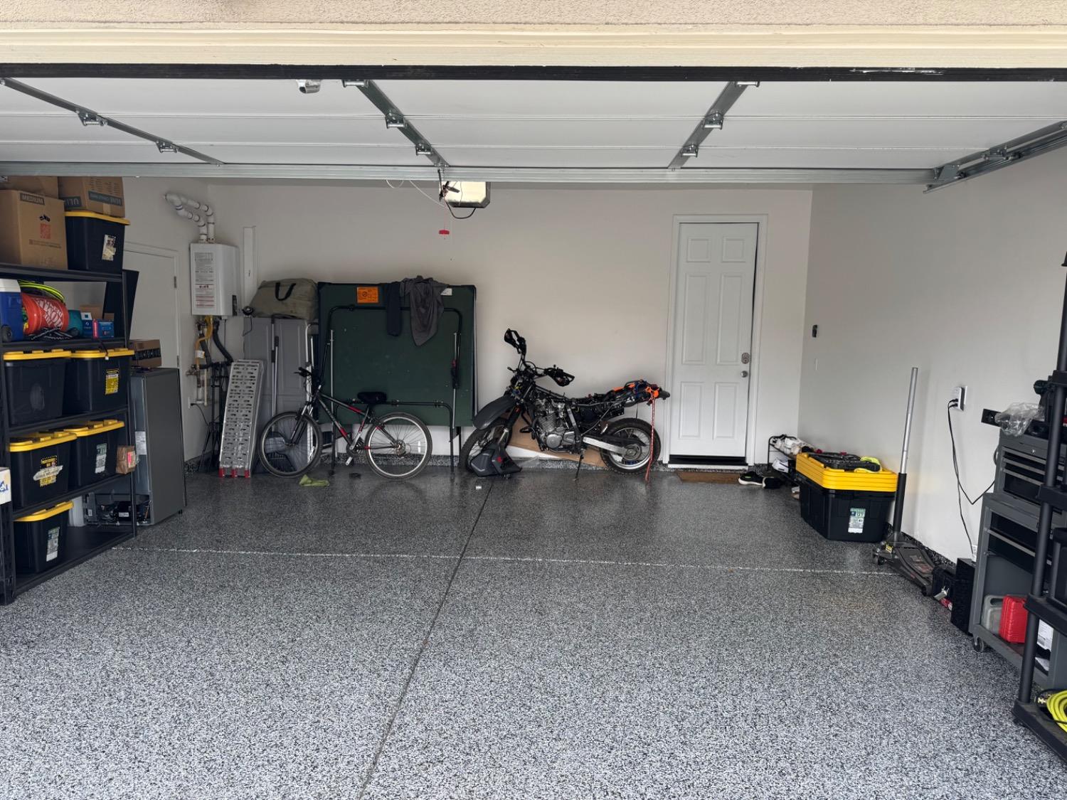 Olivehurst, California 95961, United States, 4 Bedrooms Bedrooms, ,2 BathroomsBathrooms,Residential,Active,161171