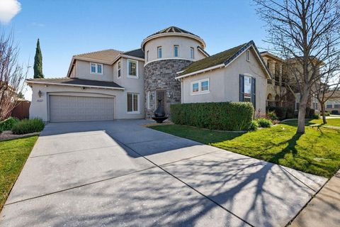 6832 Salvaterra Circle Elk Grove CA 95757