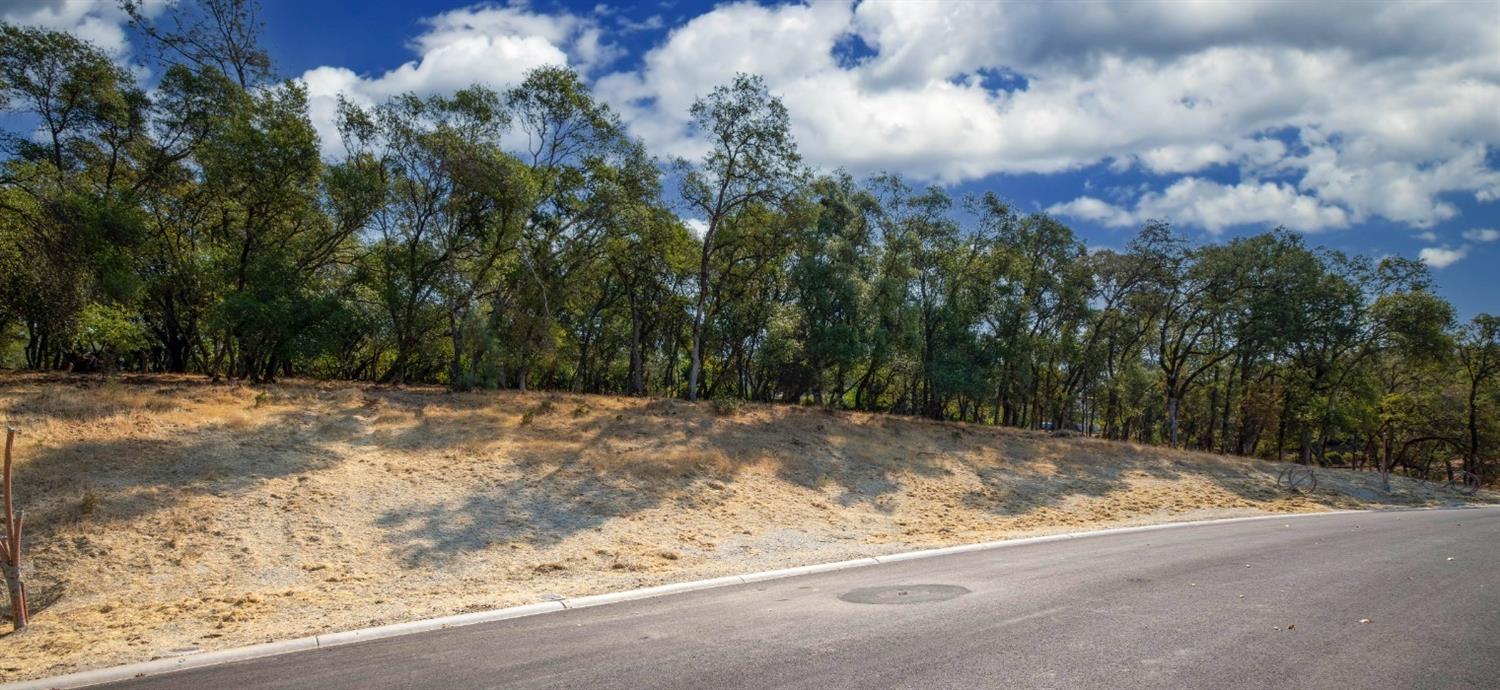 6829 Western Sierra Way