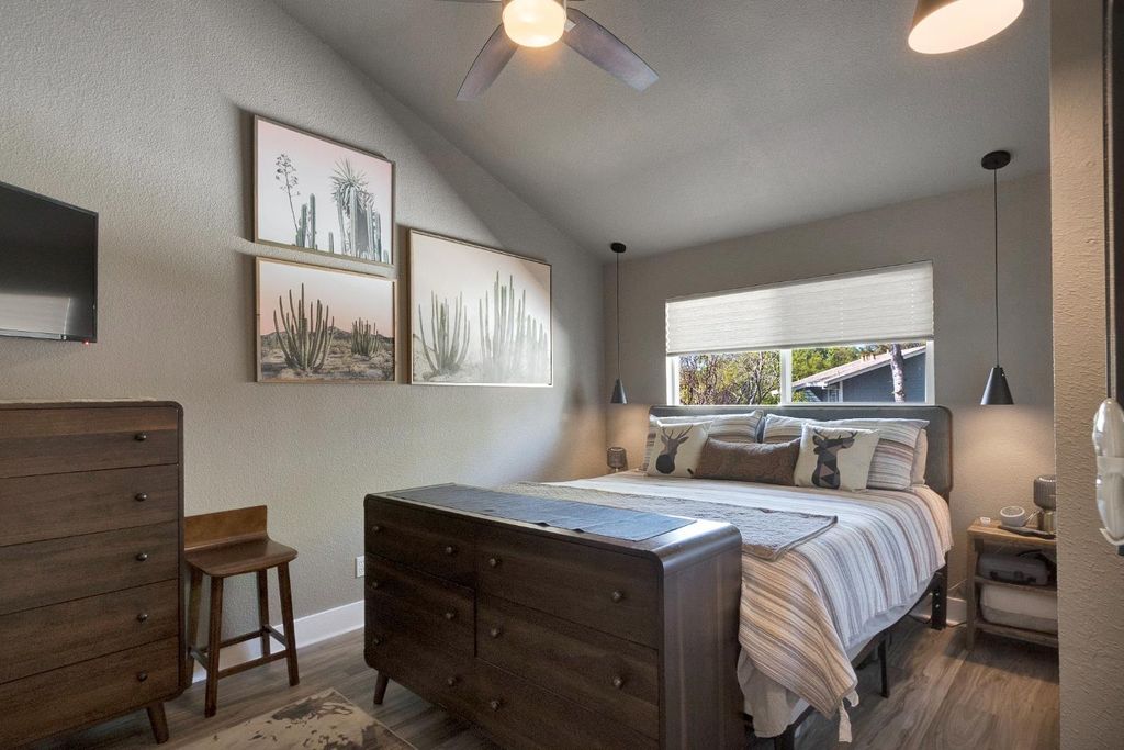 Photo of 6190 Shadow Lane, Citrus Heights, CA 95621 (MLS # 226033928)