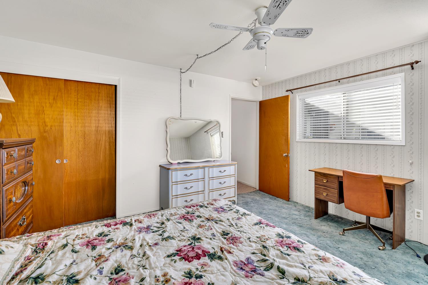 Dos Palos, California 93620, United States, 3 Bedrooms Bedrooms, ,2 BathroomsBathrooms,Residential,Active,229326