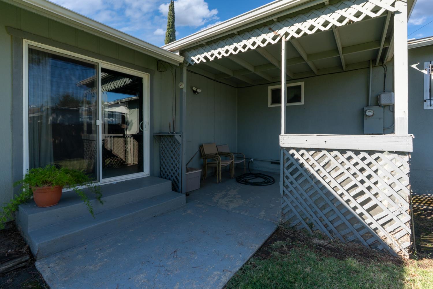 Dos Palos, California 93620, United States, 3 Bedrooms Bedrooms, ,2 BathroomsBathrooms,Residential,Active,229326