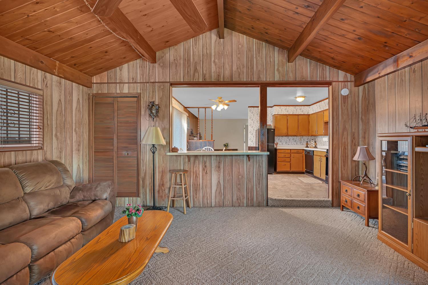 Dos Palos, California 93620, United States, 3 Bedrooms Bedrooms, ,2 BathroomsBathrooms,Residential,Active,229326