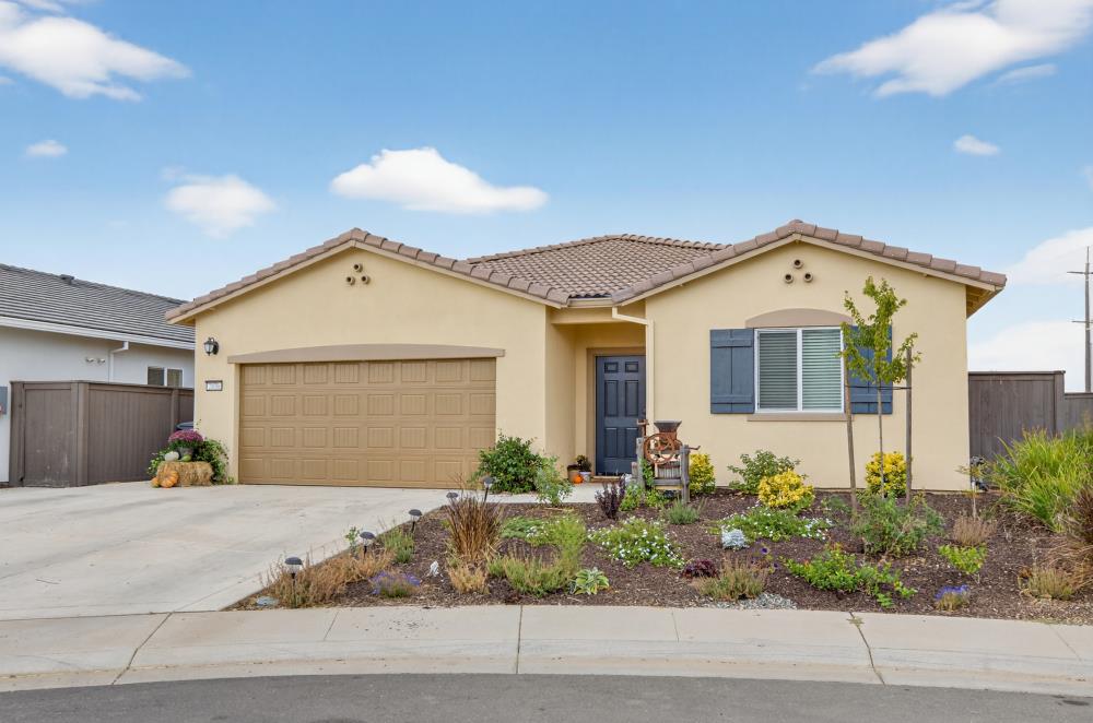 2036 Bacall Court
