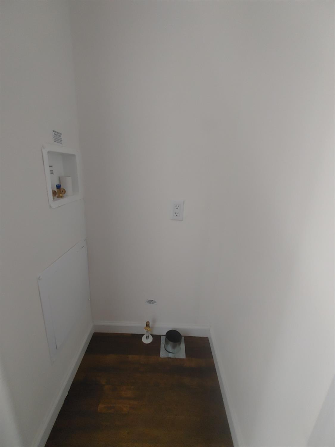 3330 Auburn Boulevard 11