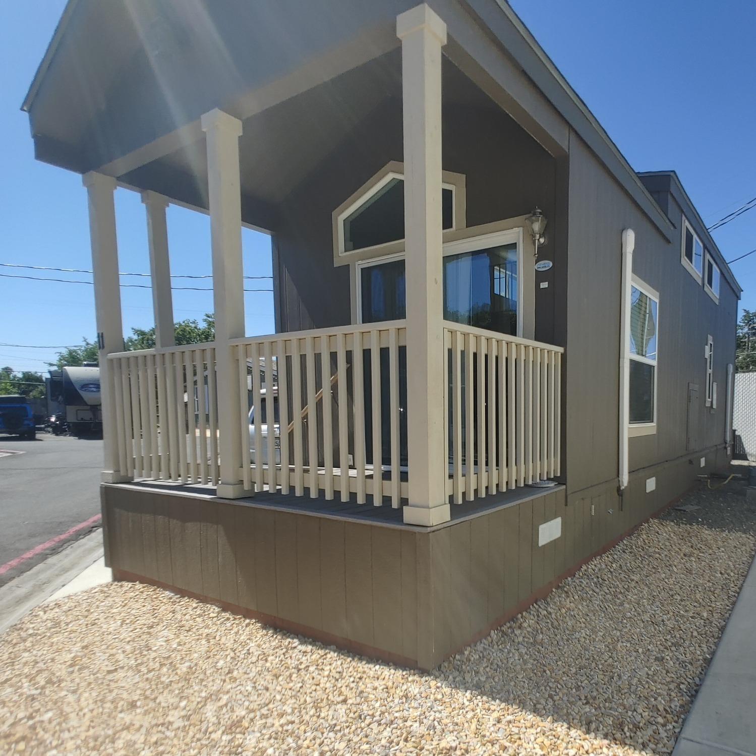 3330 Auburn Boulevard 11