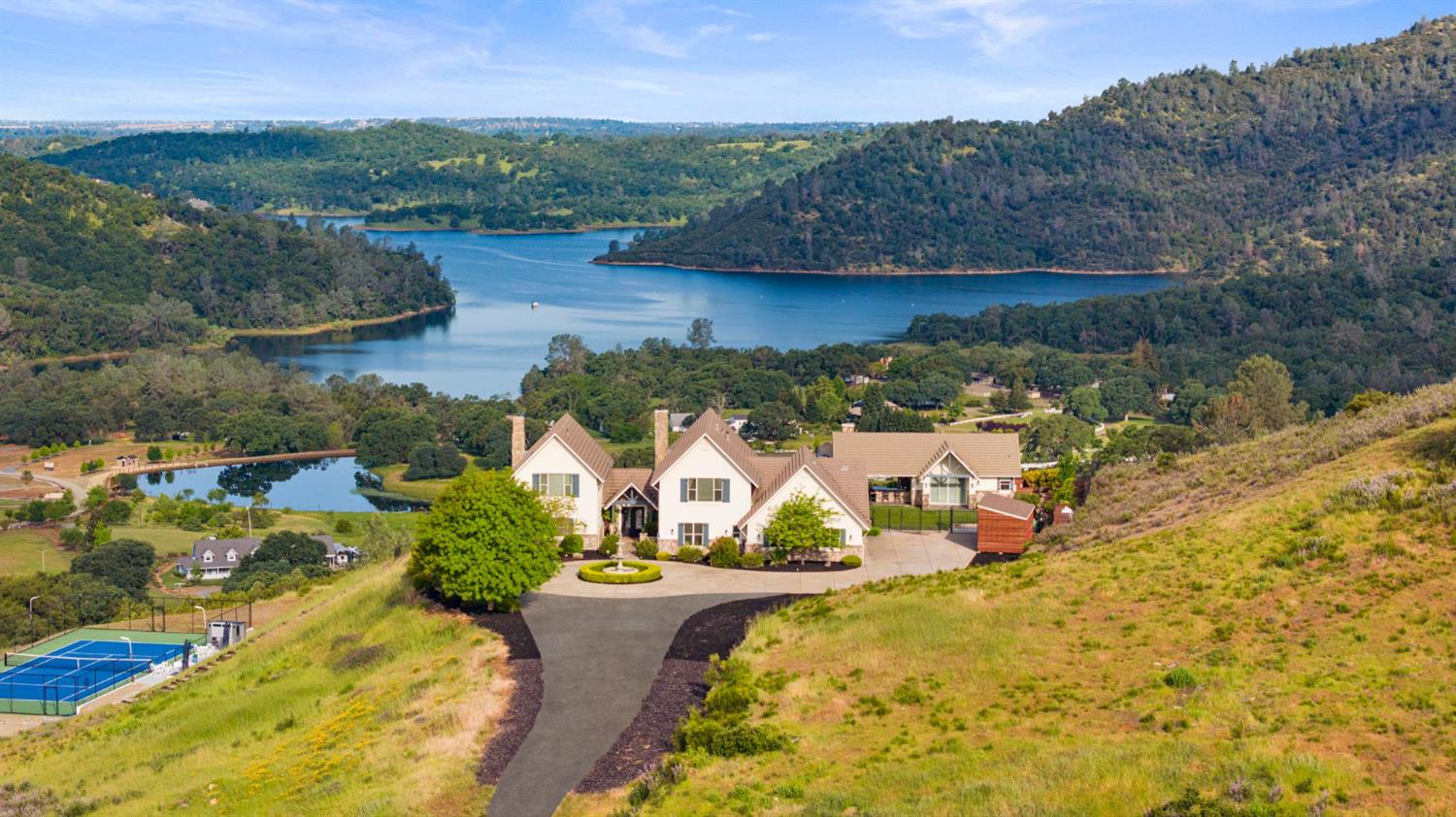 2001 Salmon Valley Lane