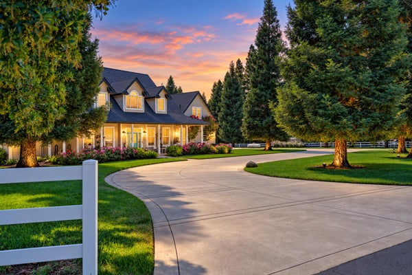 8361 EVA LN, ROSEVILLE, CA 95747 - Image a8683820ee79eecdd1aaba2ea5f1b91c/2244649051